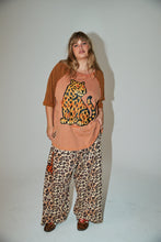 Load image into Gallery viewer, THE RAGLAN CHOOSE KINDNESS TEE - MOCHA