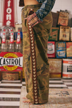 Load image into Gallery viewer, THE CANVAS HEART PANTS - CAMO