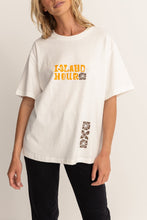 Load image into Gallery viewer, ISLAND HOUR OVERSIZED TEE