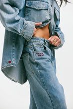 Load image into Gallery viewer, SABBI BOYFRIEND JEANS
