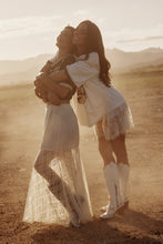 Load image into Gallery viewer, LACE MAXI SKIRT - CREAM