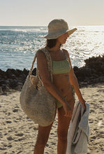 Load image into Gallery viewer, HOBO AND HATCH ELLE GRANDE TOTE