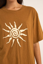 Load image into Gallery viewer, RHYTHM SEAFARER OVERSIZED T-SHIRT- BROWN