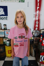 Load image into Gallery viewer, KIDS RACING BADGE TEE - PINK