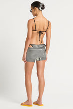 Load image into Gallery viewer, DOM SHORTS - BLACK STRIPE