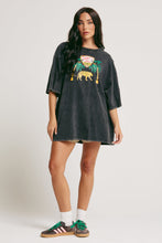 Load image into Gallery viewer, THE BIG LOVE ELEPHANT SAFARI TEE - BLACK