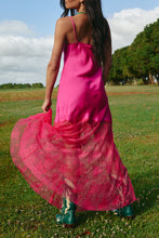Load image into Gallery viewer, THE LACE MAXI DRESS - PINK