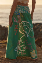 Load image into Gallery viewer, THE SEAS THE DAY MAXI SKIRT - GREEN