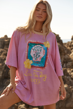 Load image into Gallery viewer, THE SEAS THE DAY HOTEL TEE - MUSK PINK