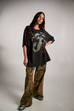 Load image into Gallery viewer, THE ZEBRA DREAMS TEE