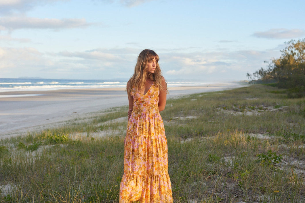 MAHANA FLORAL TIERED MAXI DRESS