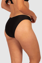 Load image into Gallery viewer, BAKU ROCOCCO REGULAR PANT
