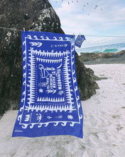 Load image into Gallery viewer, SABBI THATS A WRAP SARONG - BLUE MARGIE
