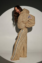 Load image into Gallery viewer, RAVING HEARTS PANTS - DRILL LEOPARD

