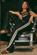 Load image into Gallery viewer, THE RAVING HEARTS LACE PANTS -BLACK
