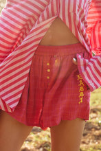 Load image into Gallery viewer, THE LINEN BOXER SHORTS - RED/PINK CHECK
