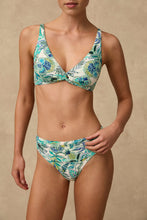 Load image into Gallery viewer, MONTE &amp; LOU HYDRA MID RISE RUCHED PANT
