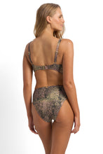 Load image into Gallery viewer, SUNSEEKER EVERGLADE DD/E U/WIRE TRI BRA TOP
